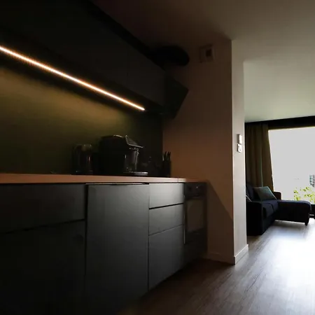 Apartment Arte Unia Art 129 - Faktura Vat