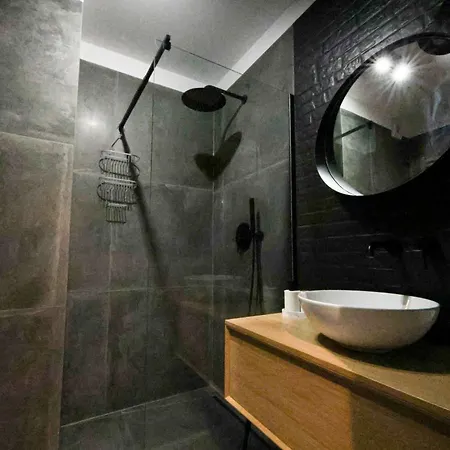 Apartment Arte Unia Art 129 - Faktura Vat